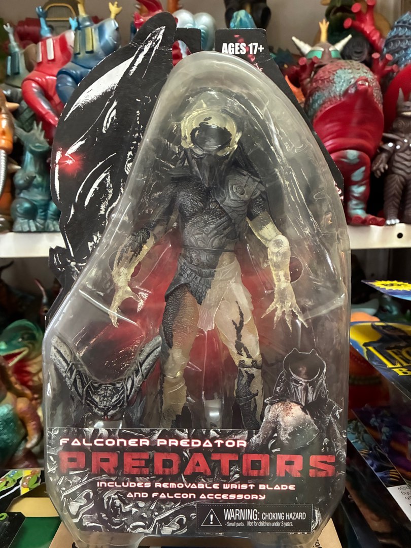 NECA Predators 2012 - Falconer Predator (Half cloaked), Hobbies & Toys ...