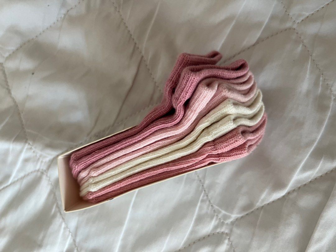 ((NEW)) Babyshop socks (6-12m) (Category: Babies & Kids Fashion) located in Cukai. Submitted by suhaili31 (Listing ID 1382197032, Image 2). Description: Brand new socks 4 pairs DM for questions .