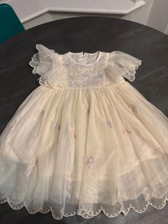 (Category: ) located in . Submitted by vintageukmsia (Listing ID 1382193611, Image 1). Description: .