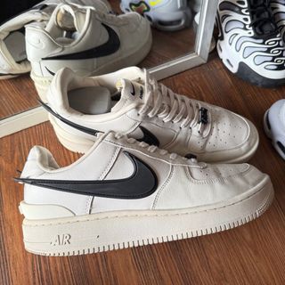 (Kategori: ) berada di . Dikirim oleh sneakerssecondmarket (ID iklan 1382283679, Gambar 1). Deskripsi: .