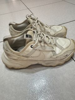 由 bibinn (刊登 ID 1382294273，圖片 1) 提交，位於 的 (類別：)，說明：。