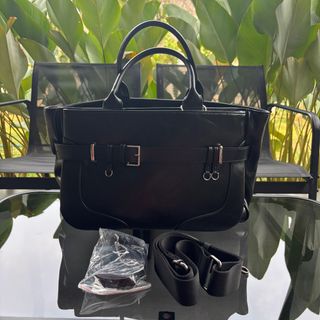 (Kategori: ) berada di . Dikirim oleh rubesco_moda (ID iklan 1382157976, Gambar 1). Deskripsi: .