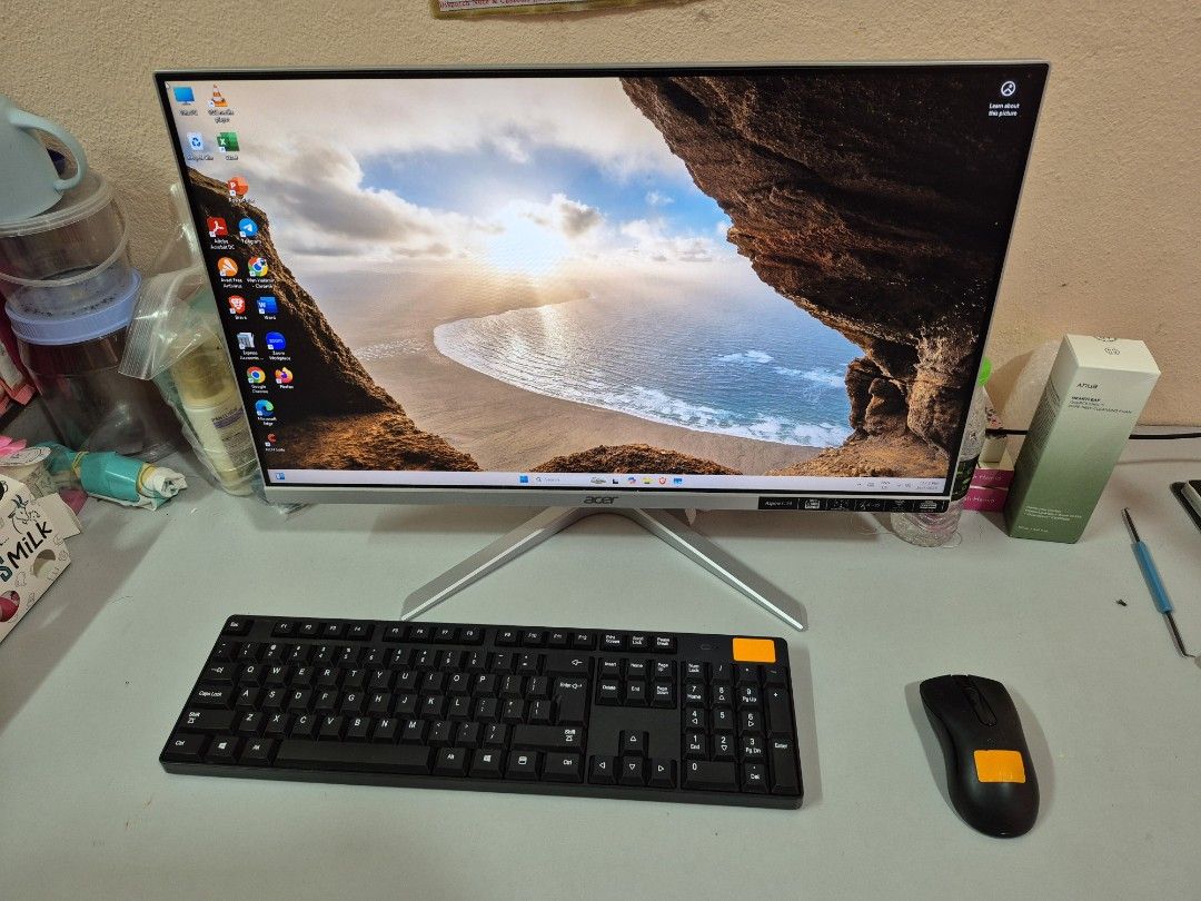 Desktop Computer Besar PC AIO Intel 8th Gen, Computers & Tech, Desktops on Carousell