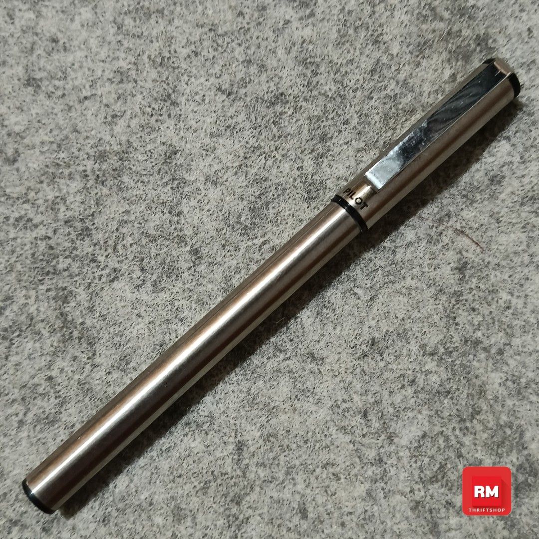 Pilot Fountain Pen | S-18 (Category: Stationery & School Supplies) located in Meycauayan. Submitted by redmants2011 (Listing ID 1382220469, Image 1). Description: Need cleaning Price Fixed MOS - Flash Express S-18.