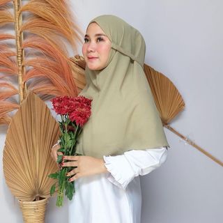 (Kategori: ) berada di . Dikirim oleh markaspreloved.jkt (ID iklan 1382151416, Gambar 1). Deskripsi: .