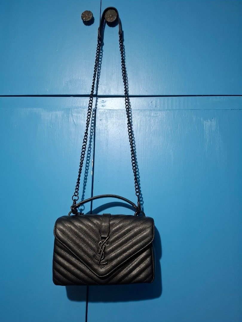 Saint Laurent crossbody bag (Category: Luxury Bags & Wallets) located in Manila. Submitted by mpd3045364 (Listing ID 1382101499, Image 1). Description: lightly used, with dust bag..