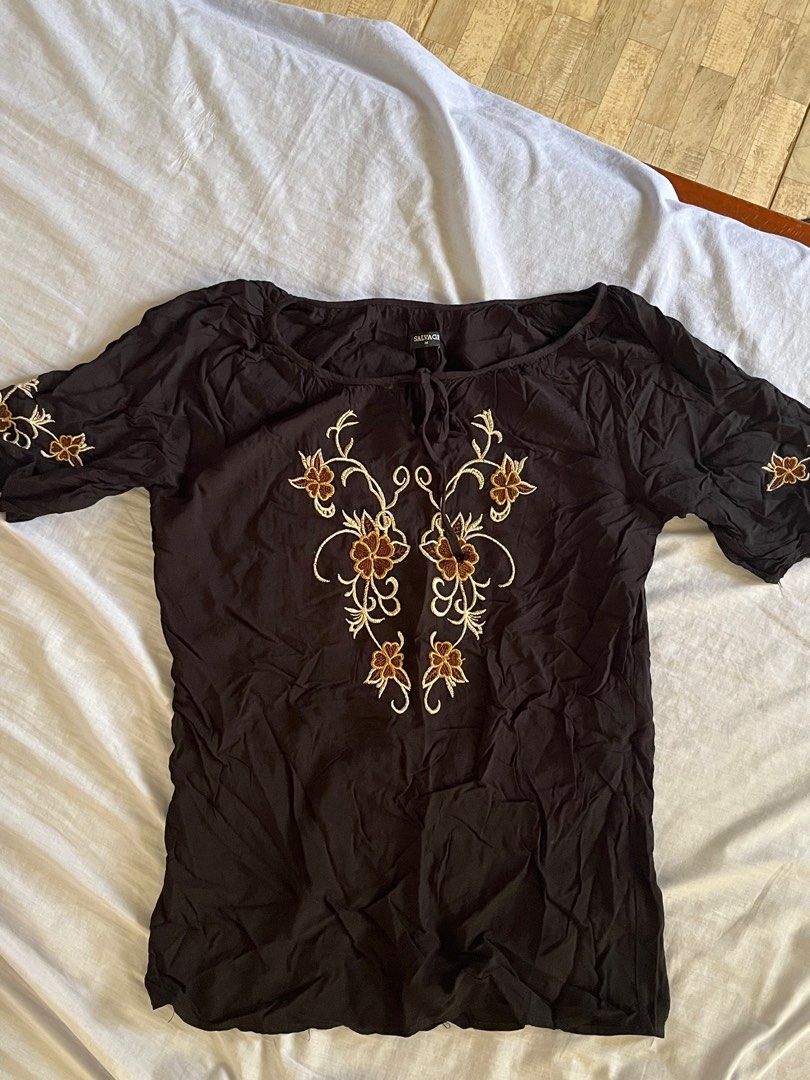 SALVAGE Embroidered Top (Category: Blouses) located in Manila. Submitted by eli555 (Listing ID 1382180047, Image 1). Description: .