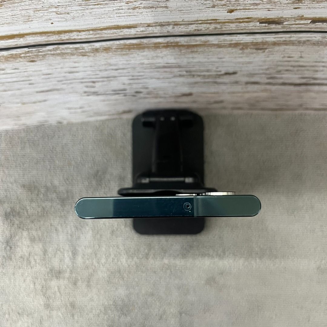 由 sarah6209 (刊登 ID 1382243257，圖片 3) 提交，位於 新北市 (New Taipei) 的 【螢幕綠光】SAMSUNG Galaxy S22 Ultra 512G 綠色 6.8吋 三星 實體門市 A1637 (類別：Samsung 三星)，說明：🔺《狀況:螢幕綠光/無保固》 🔺版本：15 🔺保固：無保固 詢問請洽聊聊 或直接來電📞090-2109-328 🕛週一至週日14:00-22:00 🏬台北市大安區龍泉街84號 。