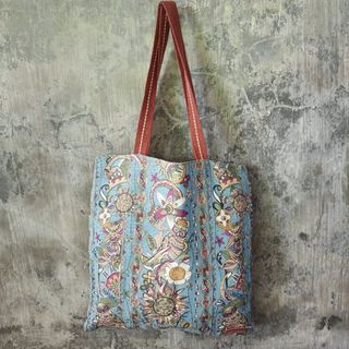 (Kategori: ) berada di . Dikirim oleh tjangkring.goods (ID iklan 1382141187, Gambar 1). Deskripsi: .