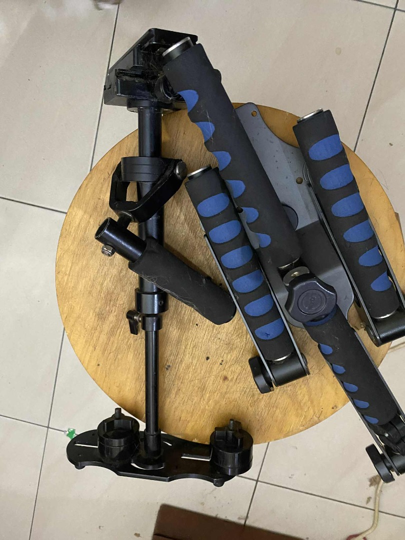 Shoulder Rig and Camera Stabilizer, Photography, Photography ...