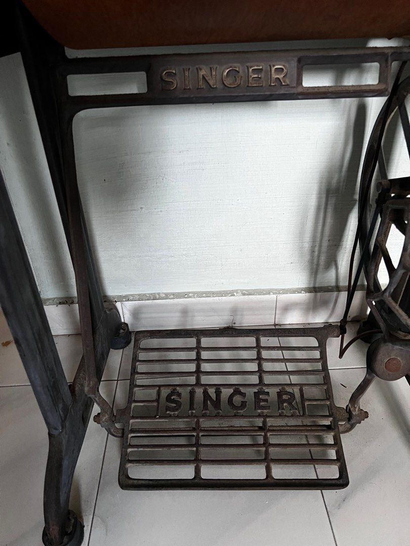 Singer sewing machine65075100032769111