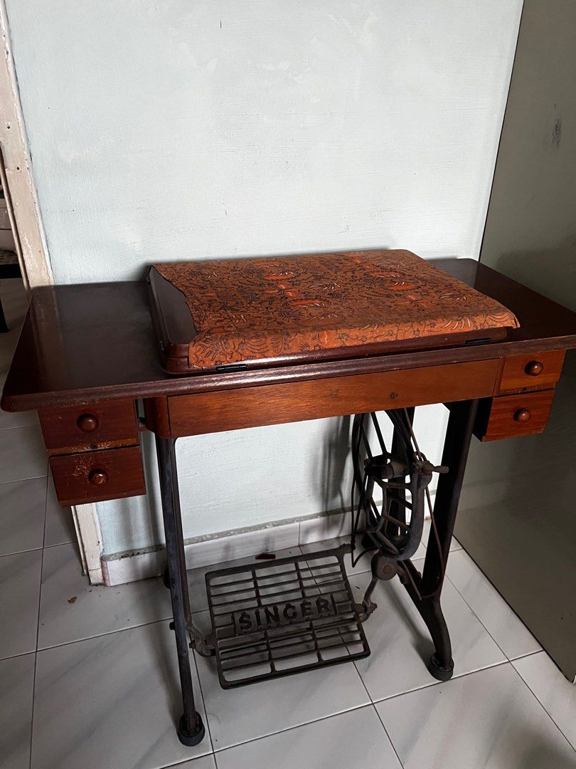 Singer sewing machine65075100032769110