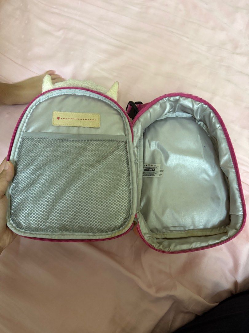 skip hop lunch bag insulated- llama (Category: Other Babies Going Out Needs) located in Putrajaya. Submitted by asmazman (Listing ID 1382138252, Image 2). Description: can wtsapp 0172934098.