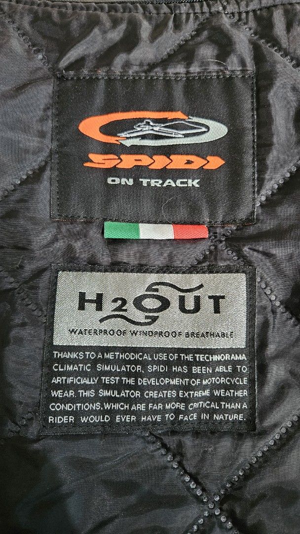 SPIDI Motorcycle Jacket (Category: Activewear) located in Quezon City. Submitted by oldbridgecycles (Listing ID 1382121271, Image 2). Description: Spidi motorcycle jacket size L (best fit for XL, XXL) with shoulder and elbow pads ...expired waterproof liner.