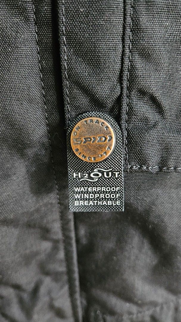 SPIDI Motorcycle Jacket (Category: Activewear) located in Quezon City. Submitted by oldbridgecycles (Listing ID 1382121271, Image 3). Description: Spidi motorcycle jacket size L (best fit for XL, XXL) with shoulder and elbow pads ...expired waterproof liner.