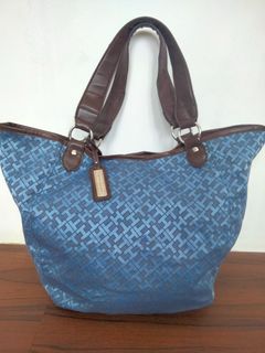 (Kategori: ) berada di . Dikirim oleh salnidghaz50668 (ID iklan 1382102005, Gambar 1). Deskripsi: .