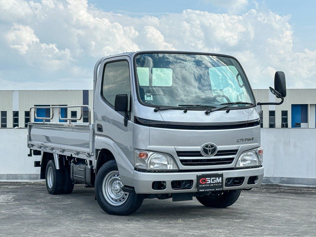 Toyota Dyna 150 (Category: Used Commercial Vehicles for Sale) located in Singapore. Submitted by sgmpteltd (Listing ID 1359750666, Image 1). Description: ☎️ Ryan - 9888 8619 Toyota Dyna 150 𝑹𝒆𝒈: 27/01/2016 Pre-Owned 10ft Lorry with Full checker-plated base! Worth to buy & Renew COE by then! Reliable, Powerful & Healthy Engine! Low Mileage and Well-Maintained Condition. High Trade In! Contact Now for More Details or to Schedule a Viewing! 𝑳𝒐�