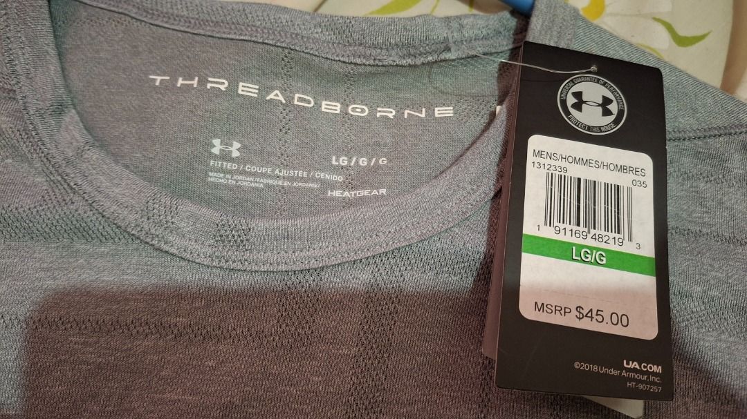 Under Armour Threadborne Gray Long sleeve Shirt (Category: Tshirts & Polo Shirts ) located in Baguio. Submitted by declutter_scarlet (Listing ID 1382187022, Image 3). Description: Size L All measurements are approximate. Free shipping Location: Baguio City DM me for more info Check out my profile for more listings.