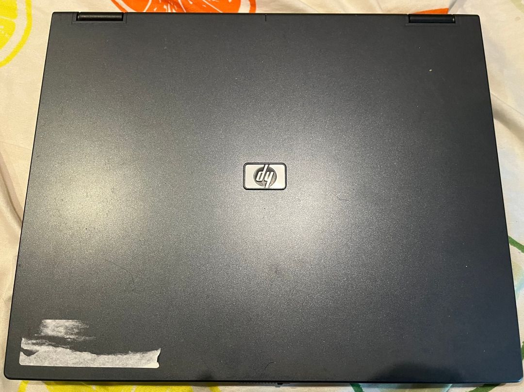 Vintage HP Compaq NC6120 Pentium M Laptop with 512MB RAM for parts only63165663649665111