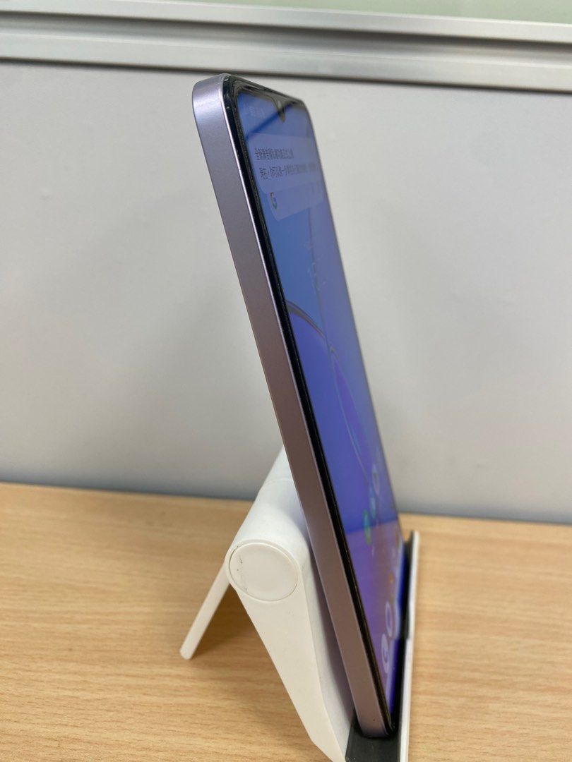 由 joycely.yang (刊登 ID 1382168075，圖片 2) 提交，位於 新北市 (New Taipei) 的 Vivo Y27 6G/128G 二手機 （258370） (類別：Vivo)，說明：Vivo Y27 6G/128G 二手機 （258370） 機況:外觀有使用痕跡如圖 功能測試均正常 手機狀況可請參閱賣場照片,均為實體照片 單出售手機，無提供盒裝無配件。 二手機一定會有使用痕跡 高標者請繞道。 二手機七天內除功能或蓄電異常可退、換外，餘不接受其他原因退貨! 有發票，可開統一編號(需統編請提前告知) 商品在多平台售出，本公司將保留隨時變更、修改或終止訂單之權利 手機有提供一個月保固 (手機本身有故障問題不含人為因素) 機器本身問題都有提供退/換貨服務 ***商品內容麻煩參閱完整再進行下單訂購避免爭議***。