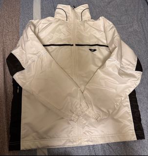 （分類：）位於 。 由 MatthewChan 提交（商品編號 1382200064，圖片 1）。簡介： 。