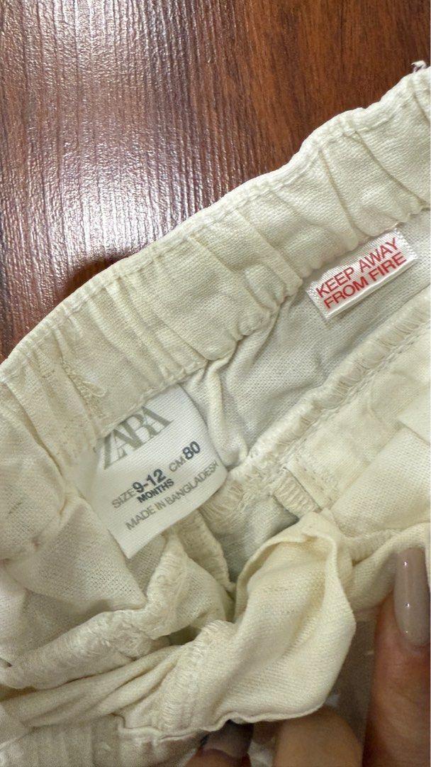 Zara Boy short pant 9-12months (Category: Babies & Kids Fashion) located in Segamat. Submitted by Petitehappygirl (Listing ID 1382132986, Image 3). Description: .