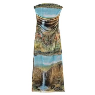 (Category: ) located in . Submitted by a.closet15 (Listing ID 1382255308, Image 1). Description: .