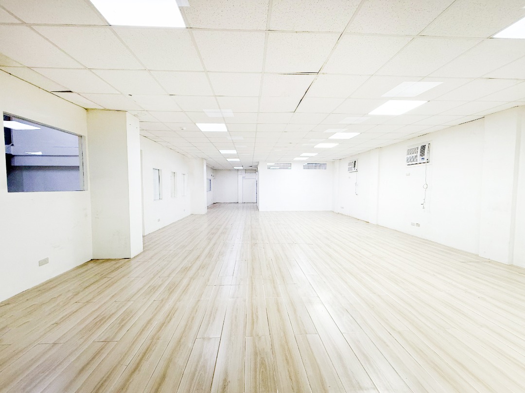 (Category: ) located in . Submitted by mchua.listings (Listing ID 1382373991, Image 1). Description: .