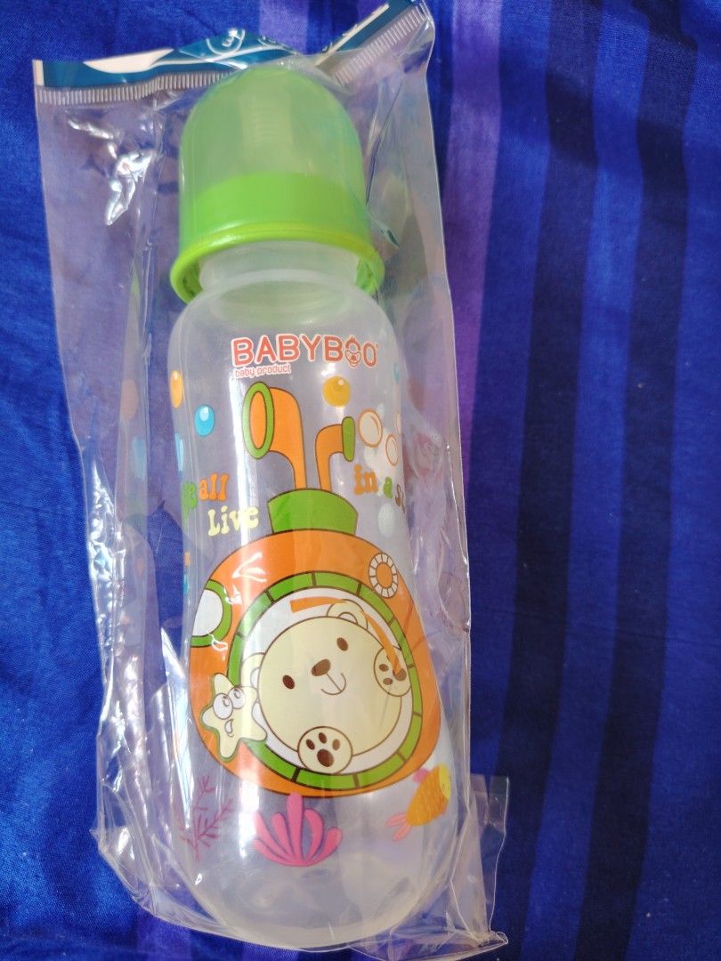 (3X) 9oz 250ml Botol Susu Milk Bottle (Category: Breastfeeding & Bottle Feeding) located in Georgetown. Submitted by jun2024 (Listing ID 1382276851, Image 2). Description: Kombo 3 botol. 9oz/250ml. Baru dalam plastik, tidak diusik. 2 botol corak gajah. 1 botol corak bear. Ada penutup dan puting..
