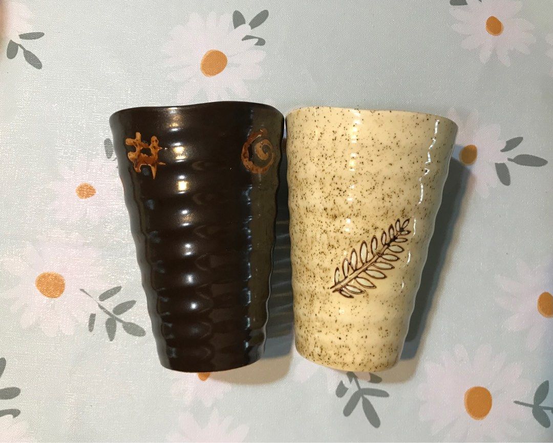 由 selltw2025 (刊登 ID 1382322469，圖片 1) 提交，位於 新竹縣 (Hsinchu County) 的 陶對杯 (類別：水杯、水壺)，說明：。