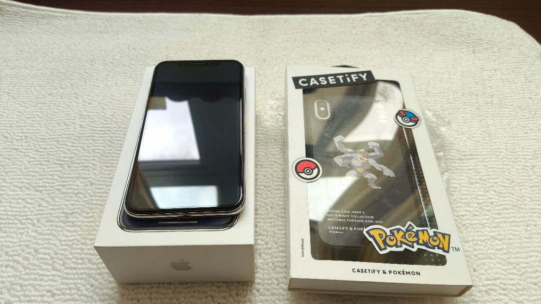 由 ua1166 (刊登 ID 1382374227，圖片 3) 提交，位於 新北市 (New Taipei) 的 原廠盒裝! IPHONE X 臉部辨識正常 附全新CASETIFY保護套 (類別：iPhone X 系列 )，說明：主人換新收機，一直躺在防潮箱故售出 手機功能狀況正常約九成五新，臉部辨識也正常，女用機，附贈「玻璃膜5D(已經貼好)」、「全新CASETIFY保護套」原價約1300！物品如照片其餘勿多加聯想 內容物共有：iPhone X主機、全新玻璃膜、全新保護套、原廠充電頭、原廠盒裝序號相同。 建議面交測試，如有任何問題可以留言發問會盡快回覆，謝謝。 面交自取僅接受以下2個地點： 1.新北市三重區成功路145巷45號(全家便利商店-成功店)，可約店內或店外交易。 2.三重捷運站1號出口。 二手商品，恕不退換。 。