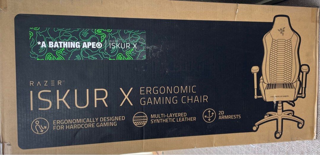 A Bathing Ape BAPE X RAZER NEON CAMO ISKUR X CHAIR 電競椅, 傢俬＆