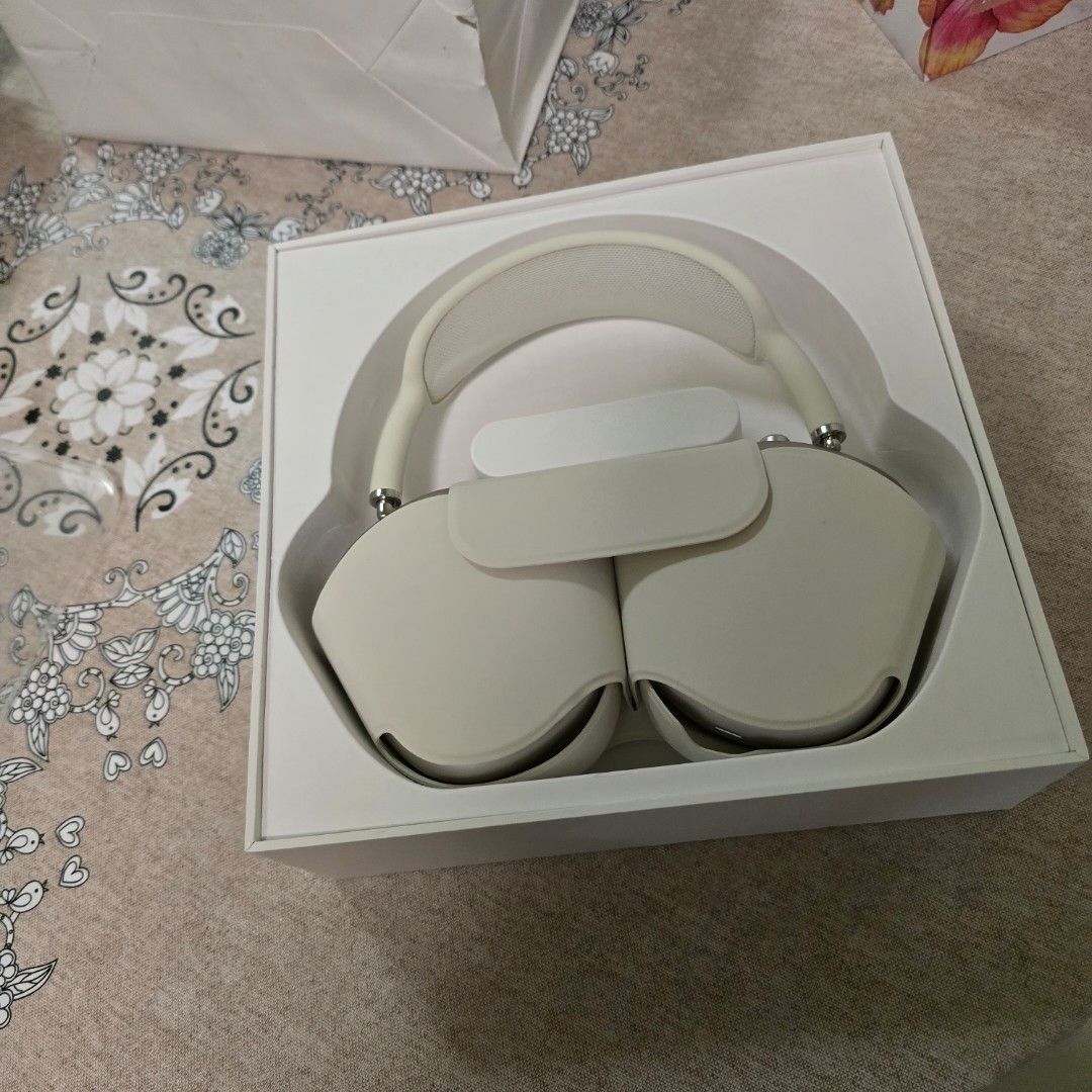 AirPods (Pro 2, Max)63221262367105111