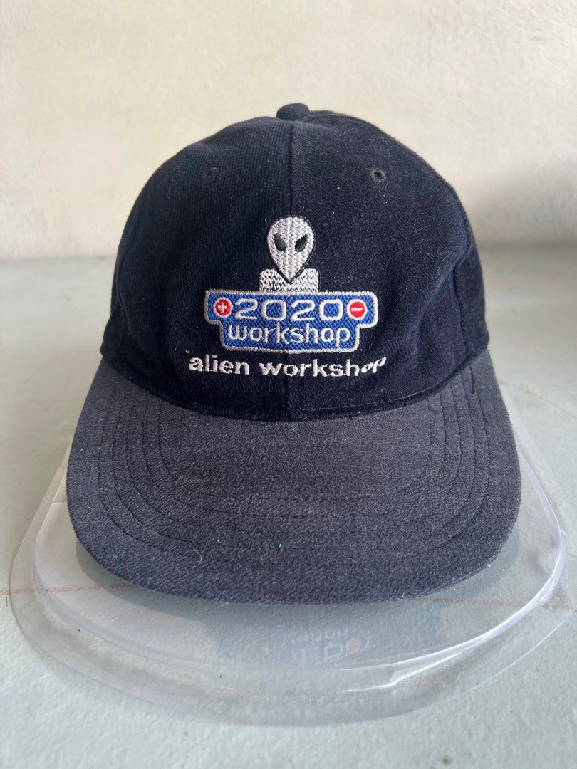 Alien Workshop (Category: Cap & Hats) located in Puchong. Submitted by aysha2015 (Listing ID 1382330387, Image 1). Description: free size.