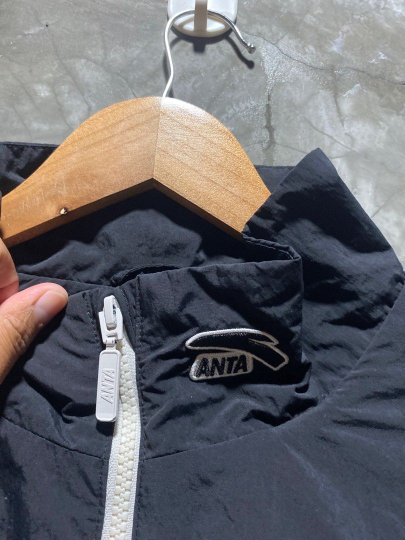 Anta x Coke Semi Puffer Windbreaker (Category: Coats, Jackets and Outerwear) located in Cavite. Submitted by juse. (Listing ID 1382487301, Image 3). Description: 26 w 27 l No issue Excellent as New.