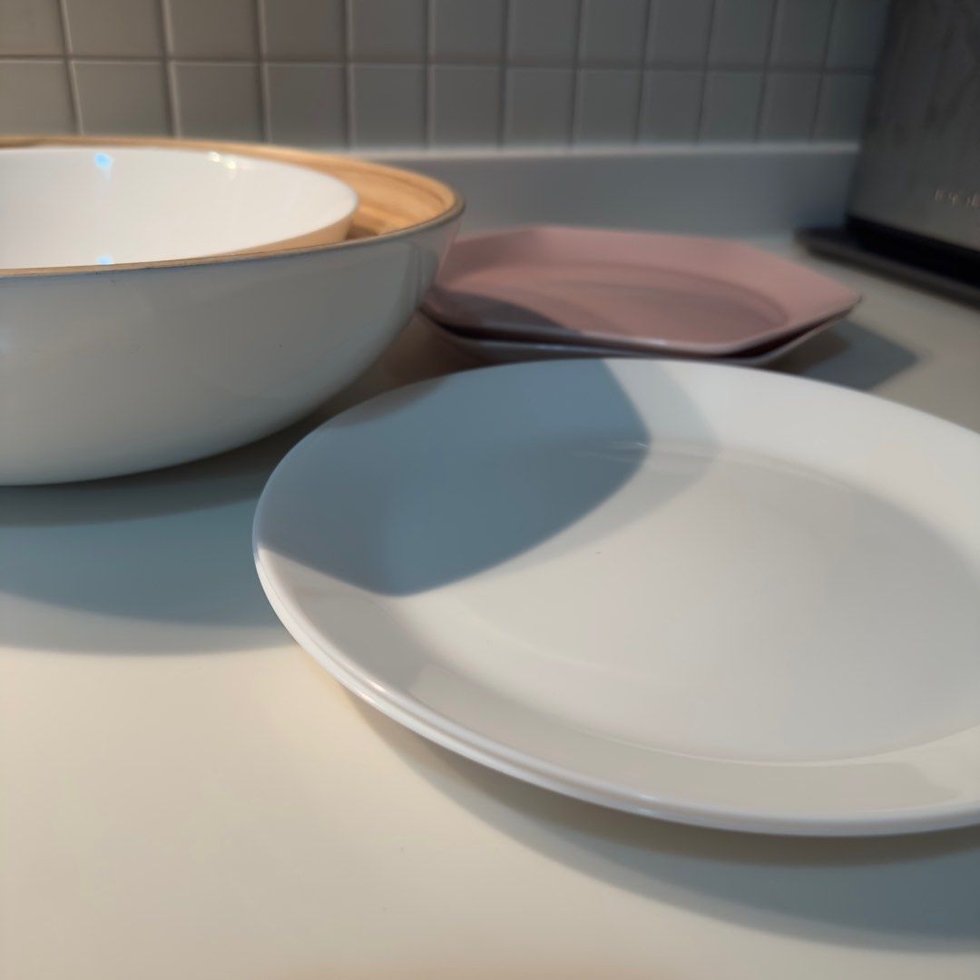 Assorted Tableware Set - Bowls, Plates65074076404995111