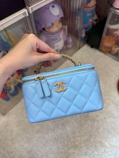 (Category: ) located in . Submitted by chicloves (Listing ID 1382300366, Image 1). Description: .