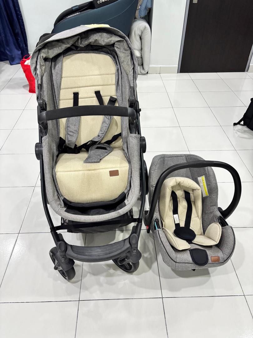 Baby stroller and carseat 3in1 (Category: Strollers) located in Kuala Lumpur. Submitted by ddsuper21m (Listing ID 1382458078, Image 1). Description: Conditions 8/10 Use no over 5 times .