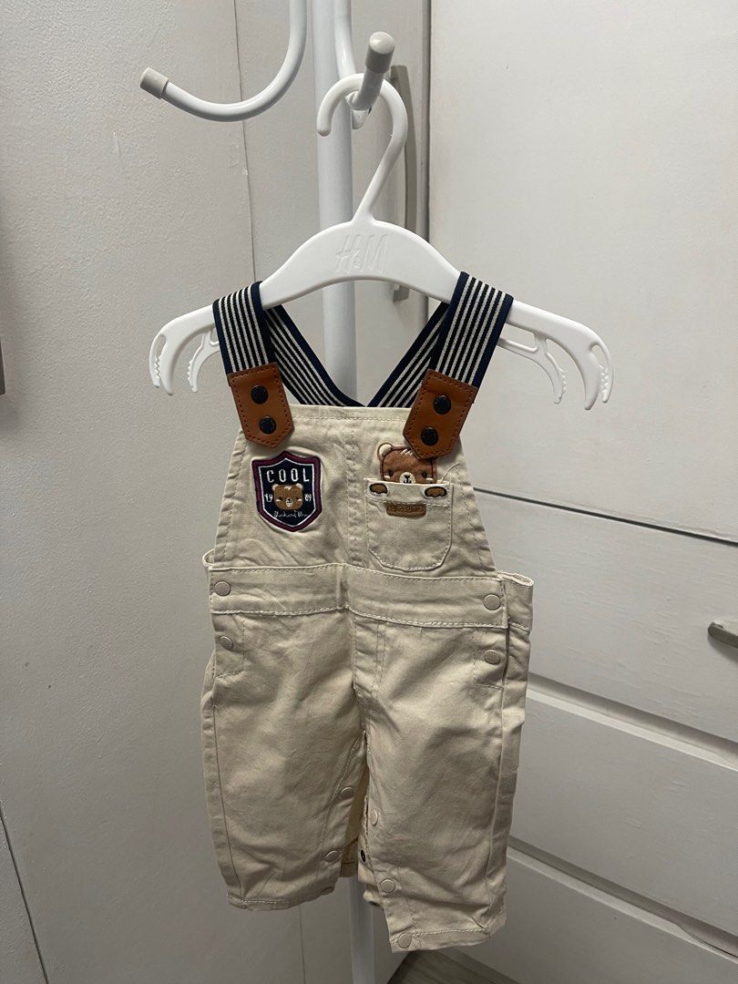Black & Blue Brand Baby Romper (Category: Babies & Kids Fashion) located in Taguig. Submitted by ohmyswardrobe (Listing ID 1382342677, Image 1). Description: Used once With missing button clasp see pictures 0-3 size .