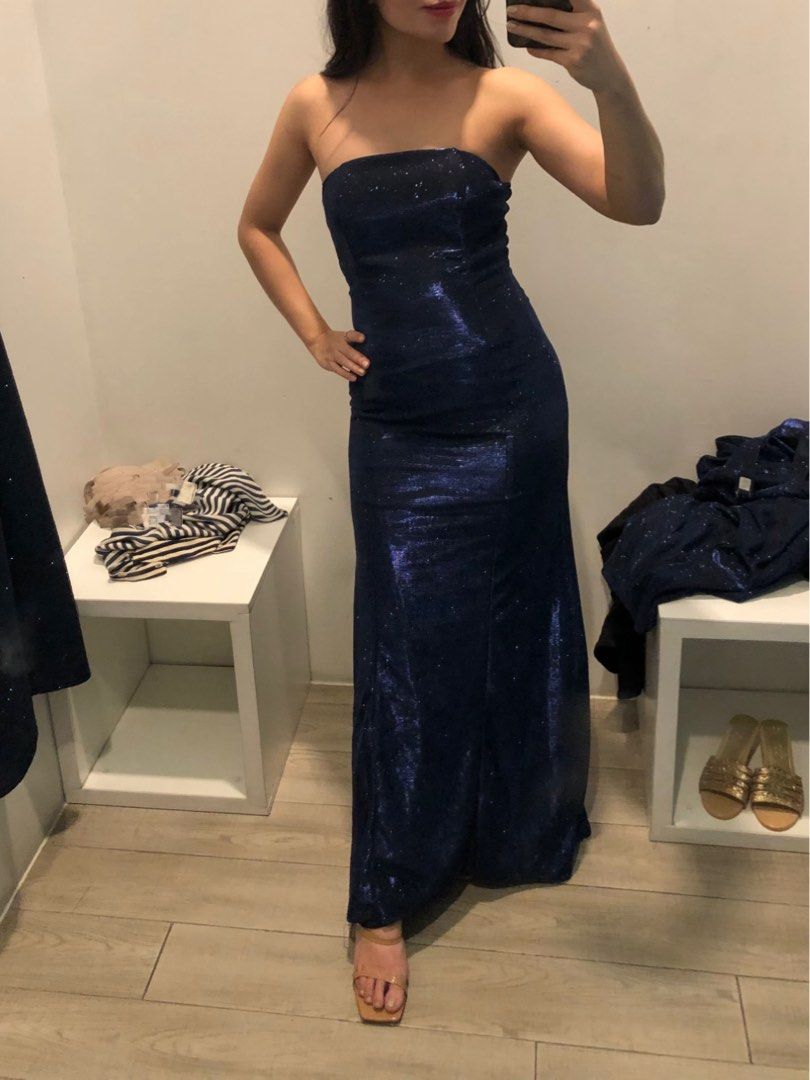 Blue Body Con evening long dress (Category: Evening dresses & gowns) located in Taguig. Submitted by randomlorraine (Listing ID 1208815099, Image 3). Description: Used once.