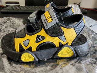(Category: ) located in . Submitted by crystalviochang (Listing ID 1382347912, Image 1). Description: .