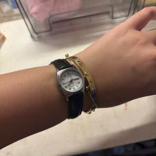 (Category: ) located in . Submitted by Karus_Room (Listing ID 1382399374, Image 1). Description: .