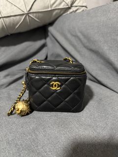 (Category: ) located in . Submitted by shopwithns (Listing ID 1382430215, Image 1). Description: .
