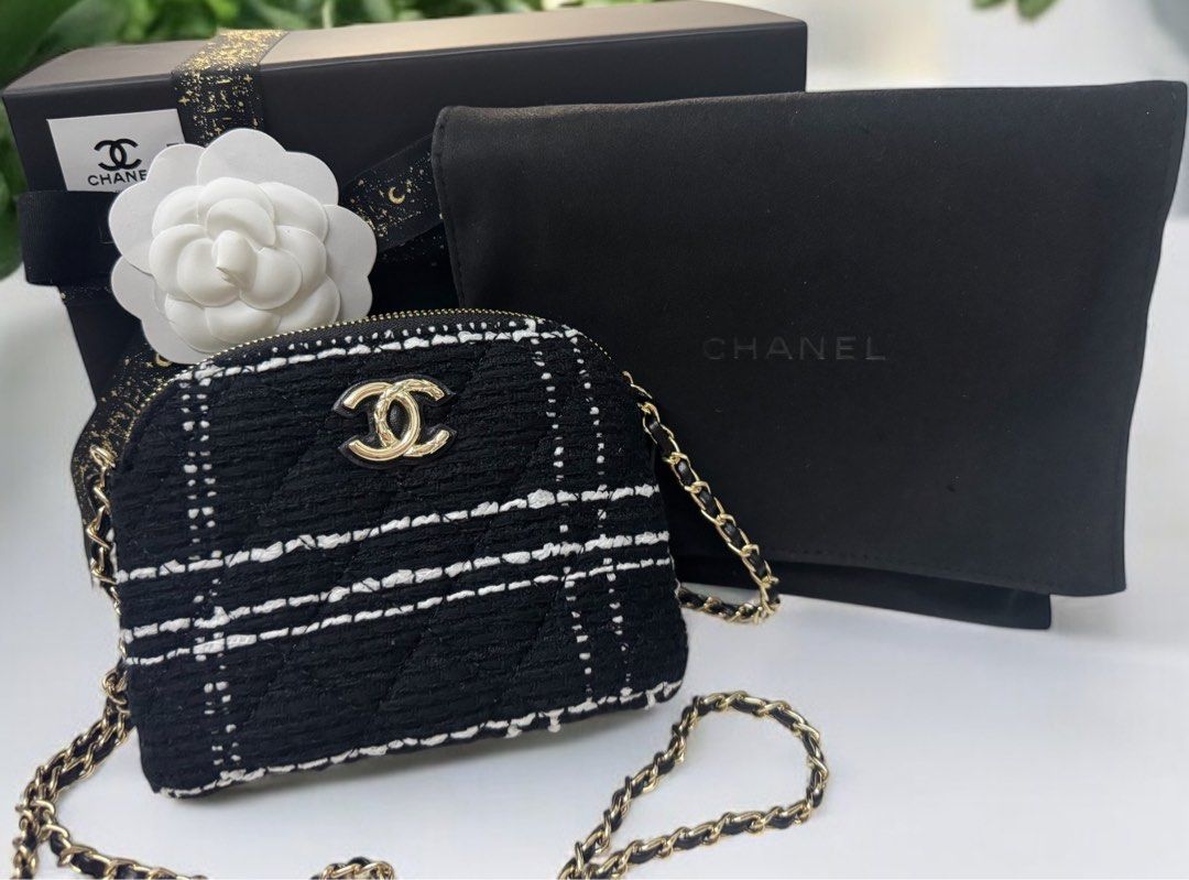 Chanel VIP Tweed Sling Pouch (Exclusive), Luxury, Accessories on