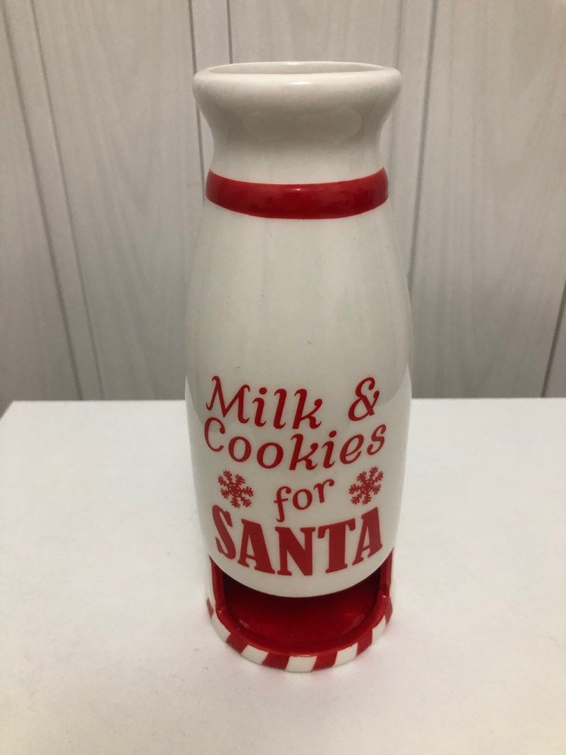 Christmas Milk&Cookie Jar (Category: Other Kitchenware & Tableware) located in Cavite. Submitted by surplus_atbp (Listing ID 1382349612, Image 1). Description: .