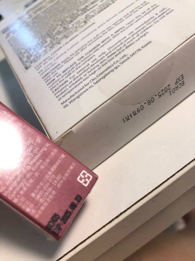 由 deerfran (刊登 ID 1382342320，圖片 2) 提交，位於 台北市 (Taipei) 的 Clio 氣墊粉餅+唇釉 全新 (類別：化妝品)，說明：雙植萃溫和舒緩柔焦氣墊粉餅 spf40 pa++自然色 戚風柔霧唇釉 15號莓果摩卡 兩個都全新未開 短效期 買東西的贈品 故便宜出售。