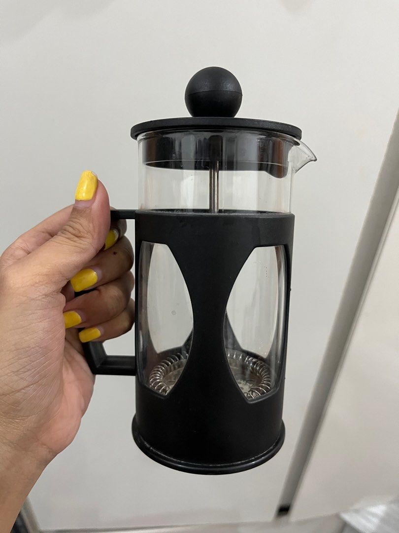 Coffee Press (Category: Coffee Machines & Makers) located in Taguig. Submitted by closetboundph (Listing ID 1382395982, Image 1). Description: .