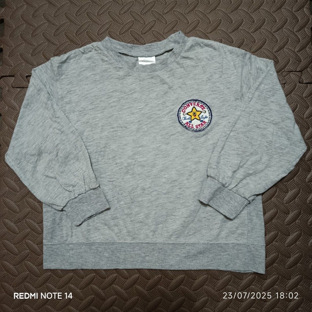 CONVERSE GRAY LONG SLEEVES FOR KIDS (Category: Babies & Kids Fashion) located in Manila. Submitted by patpreloveddd (Listing ID 1382408617, Image 1). Description: CONVERSE GRAY LONG SLEEVES FOR KIDS BOY 3-5yrs old Excellent condition Cubao QC loc..