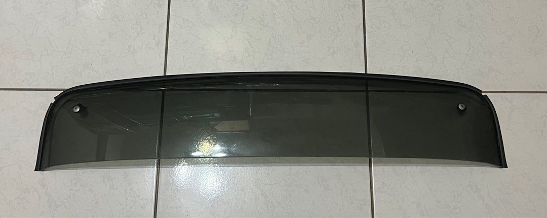 由 cocacola8181 (刊登 ID 1382489732，圖片 1) 提交，位於 新北市 (New Taipei) 的 crv2/2.5原廠卡扣式天窗罩（Honda件） (類別：汽機車零配件)，說明：。