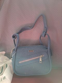 (Kategori: ) berada di . Dikirim oleh lphpreloved (ID iklan 1382355083, Gambar 1). Deskripsi: .